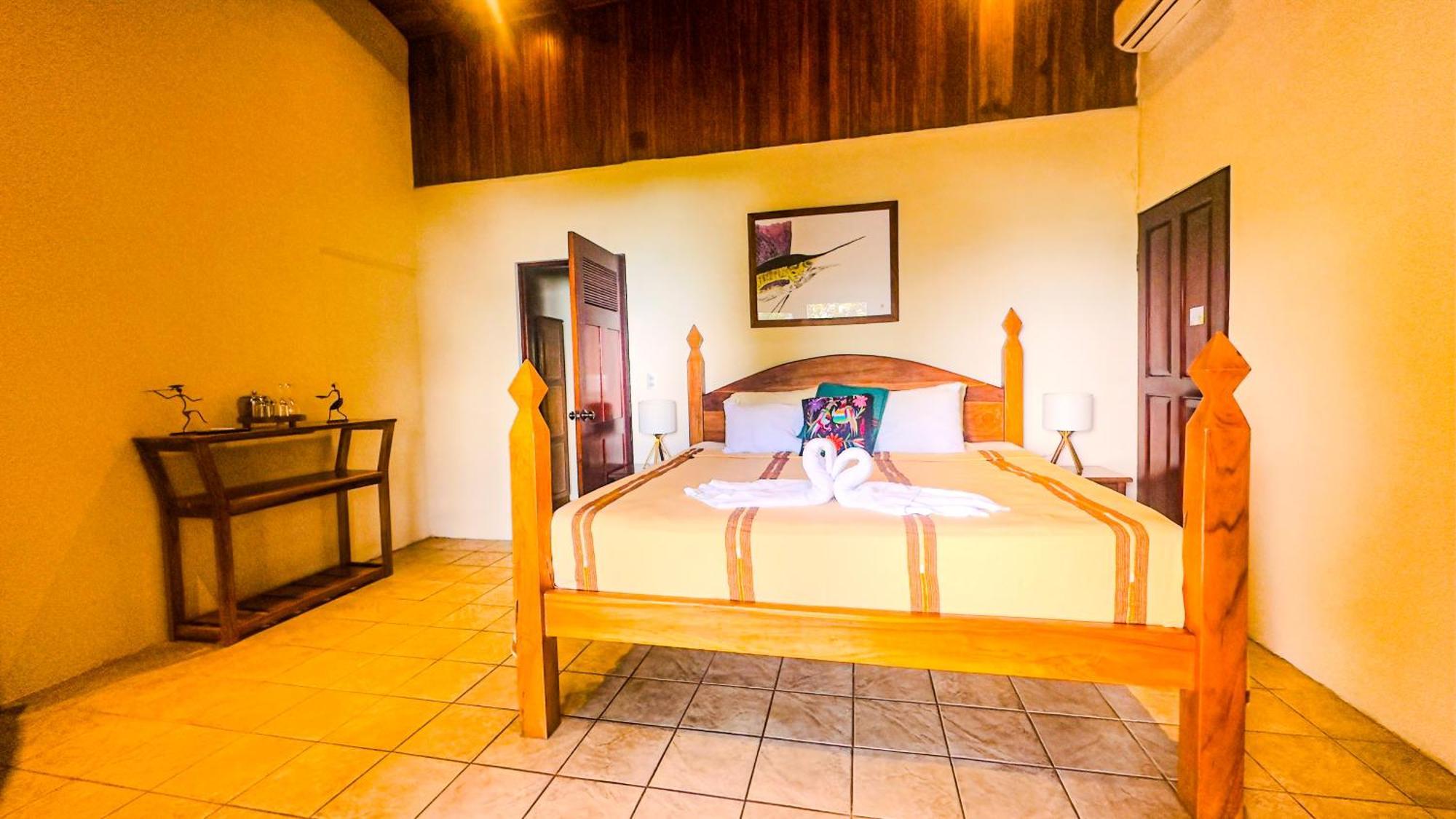 Mango Moon Villa Manuel Antonio Bagian luar foto